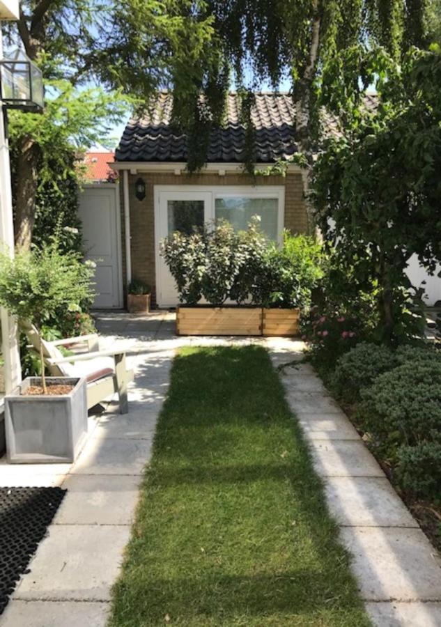 B&B Ereprijs The Hague Exterior photo